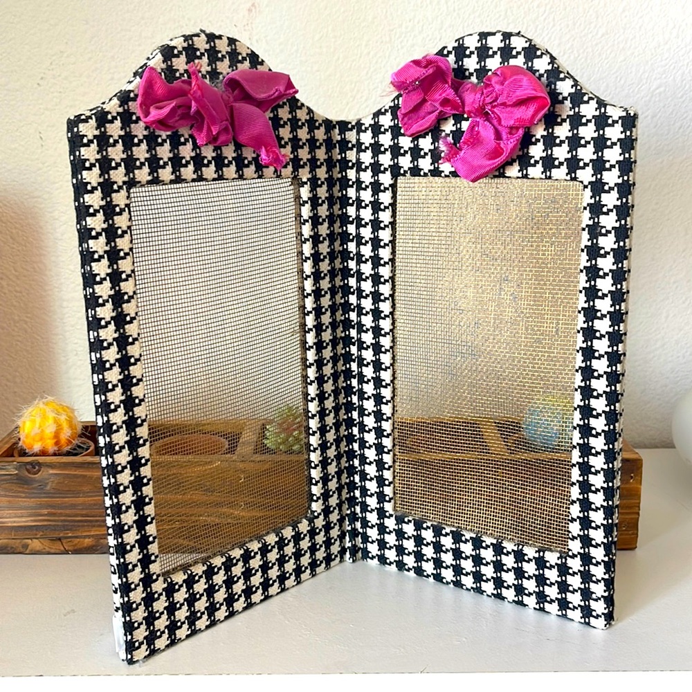 Earring holder
